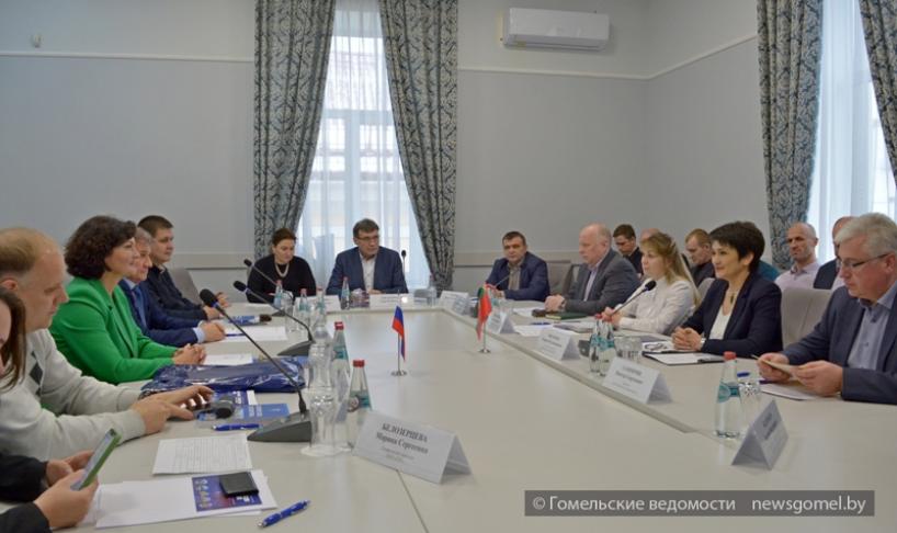 Торгово-промышленные палаты Гомеля и Магнитогорска подписали соглашение о сотрудничестве