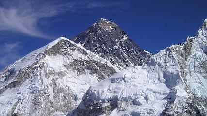 На склонах Эвереста в 2023 году погибло рекордное число альпинистов