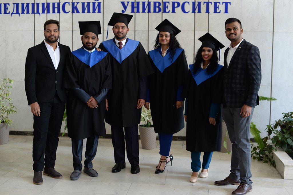 Иностранным студентам-выпускникам ГГМУ вручили дипломы (видео)